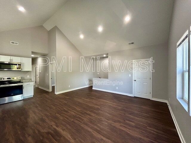 3 Bedroom 2 Bath Duplex in the Heart of Indianapolis property image