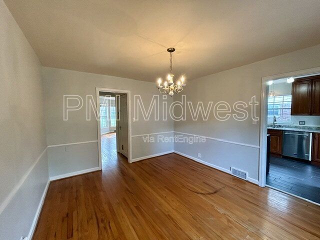 Elegant 2-Bedroom Condo in Broad Ripple with Gated Entry & Private Garage property image
