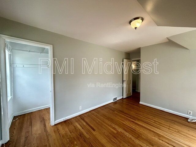 Elegant 2-Bedroom Condo in Broad Ripple with Gated Entry & Private Garage property image