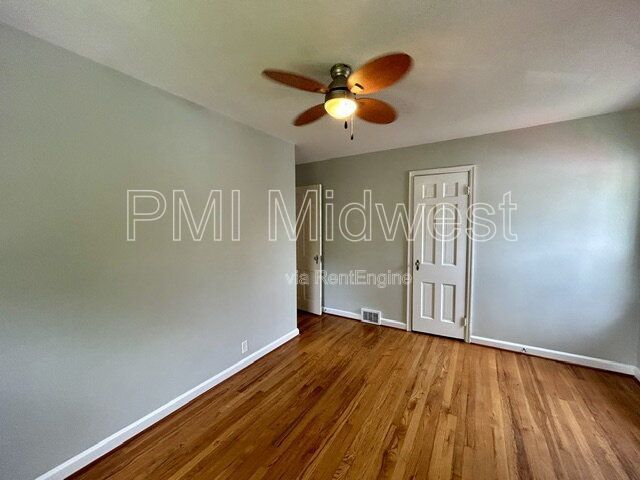 Elegant 2-Bedroom Condo in Broad Ripple with Gated Entry & Private Garage property image