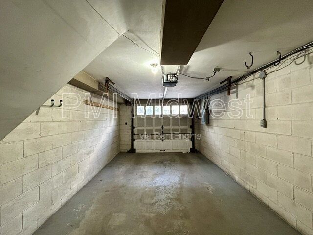 Elegant 2-Bedroom Condo in Broad Ripple with Gated Entry & Private Garage property image