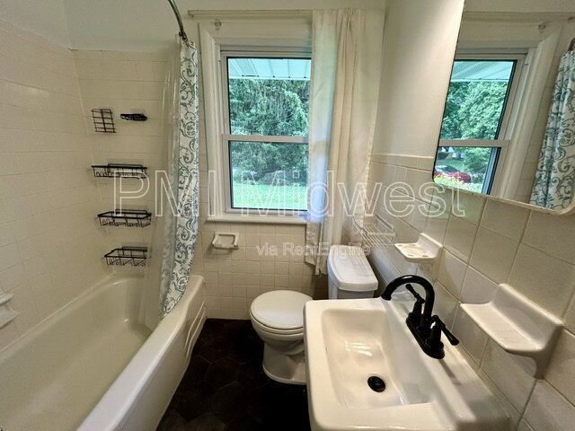 Beautiful 3-Bedroom Ranch in Washington Township property image