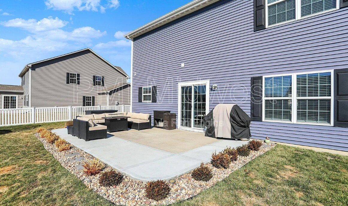 More Space, Less Stress – Avon Living Done Right property image