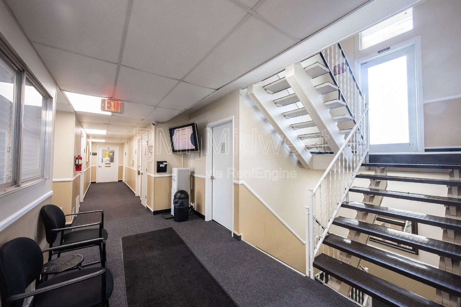 Professional Office/Retail Space Near I-465 & Keystone property image