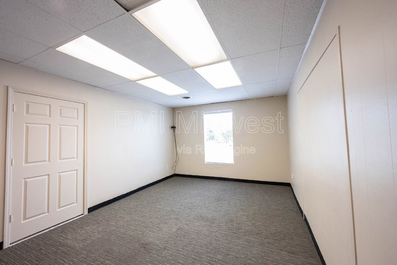 Small business office Space In Indianapolis property image