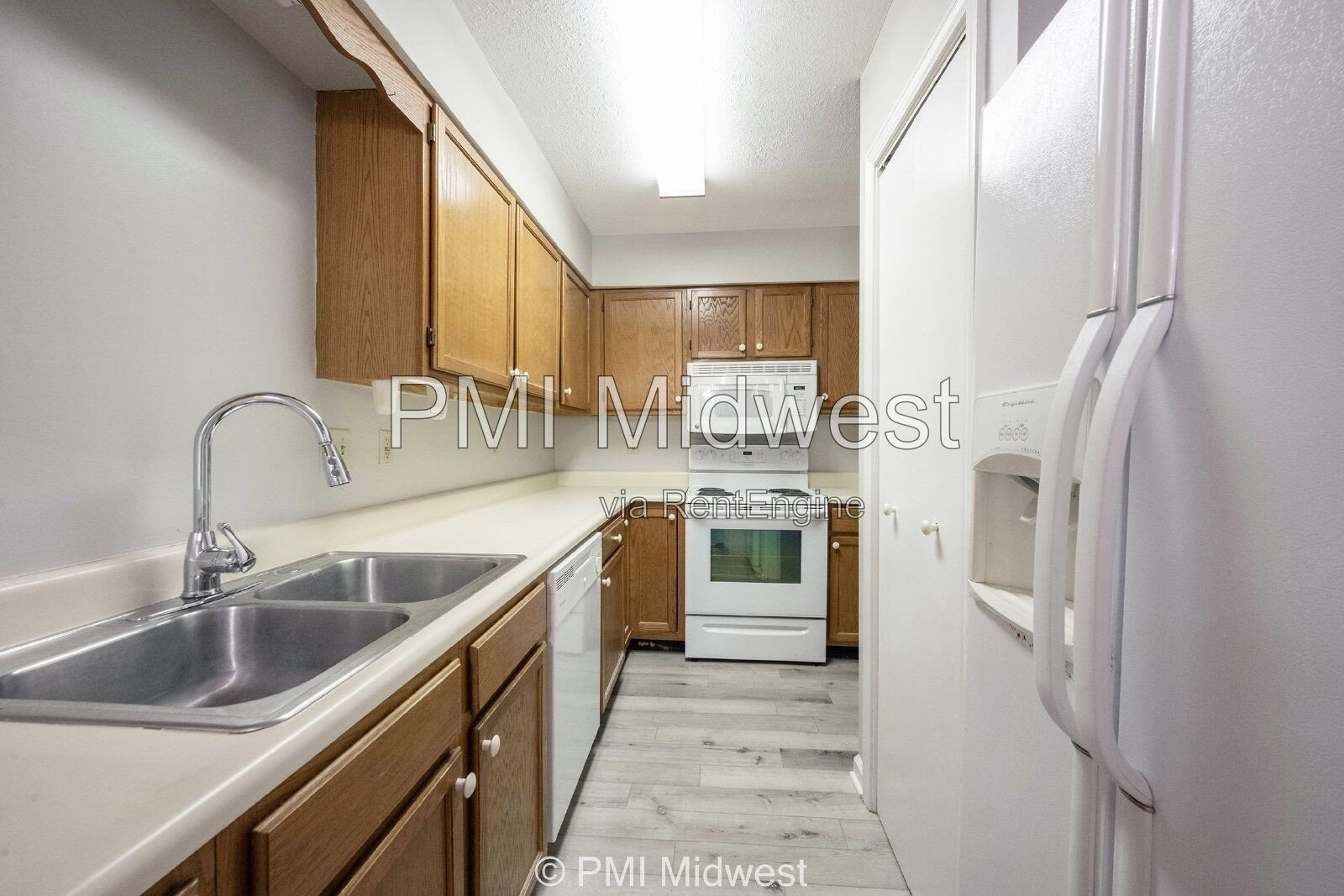 Downtown living with all the small-town charm property image
