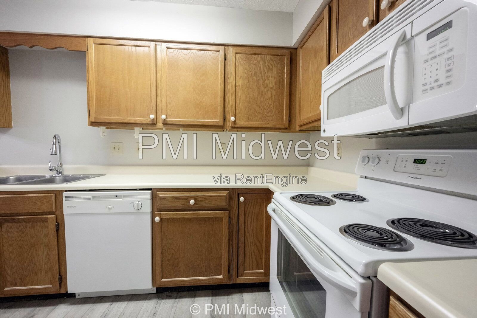 Downtown living with all the small-town charm property image