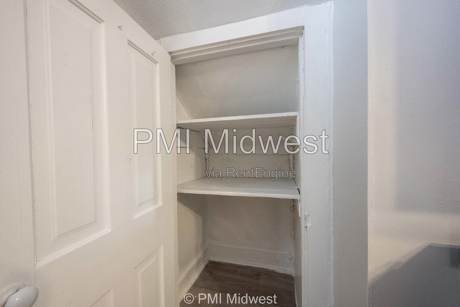 Charming 1-Bedroom Duplex with Modern Amenities in Mooresville! property image