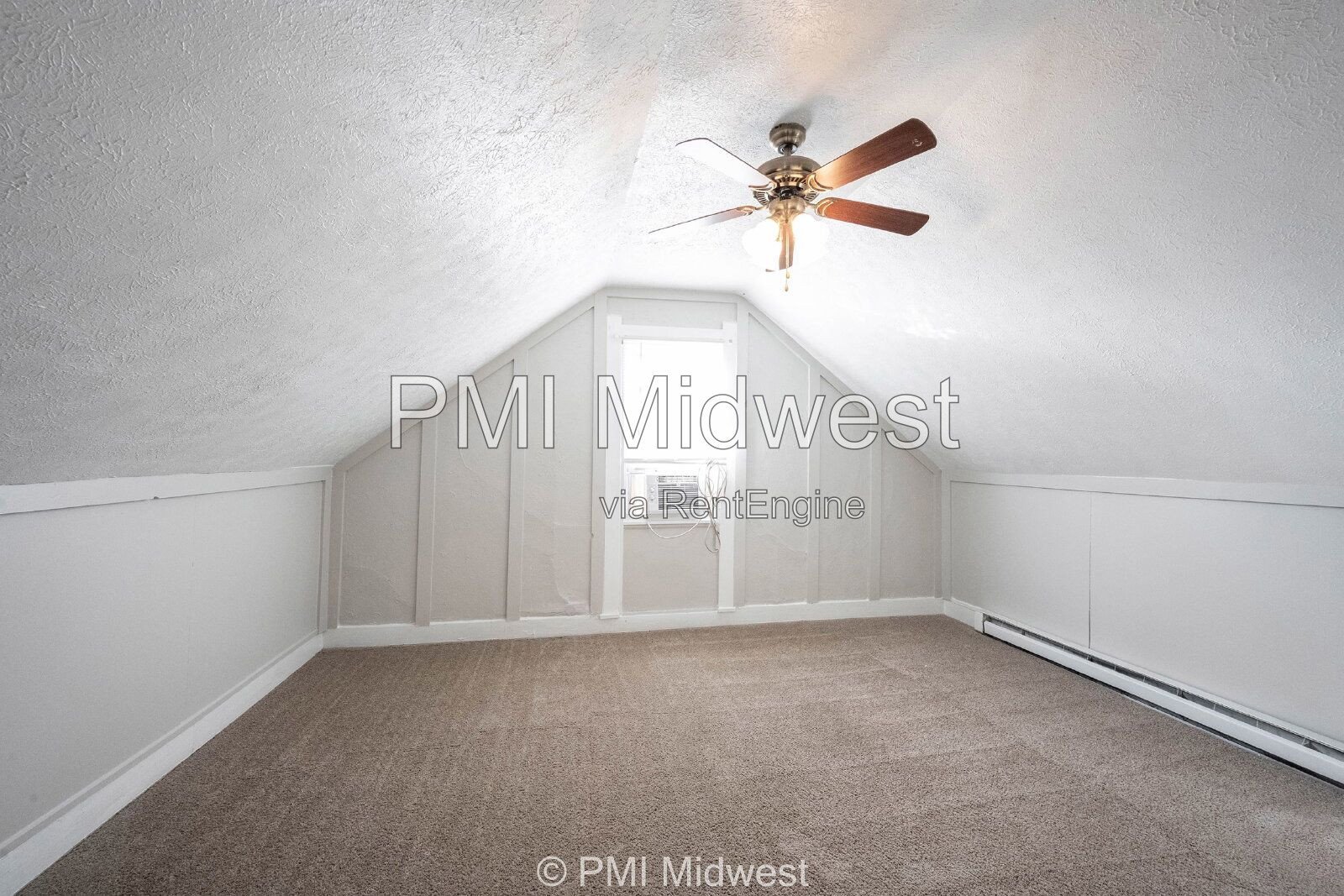 Charming 1-Bedroom Duplex with Modern Amenities in Mooresville! property image