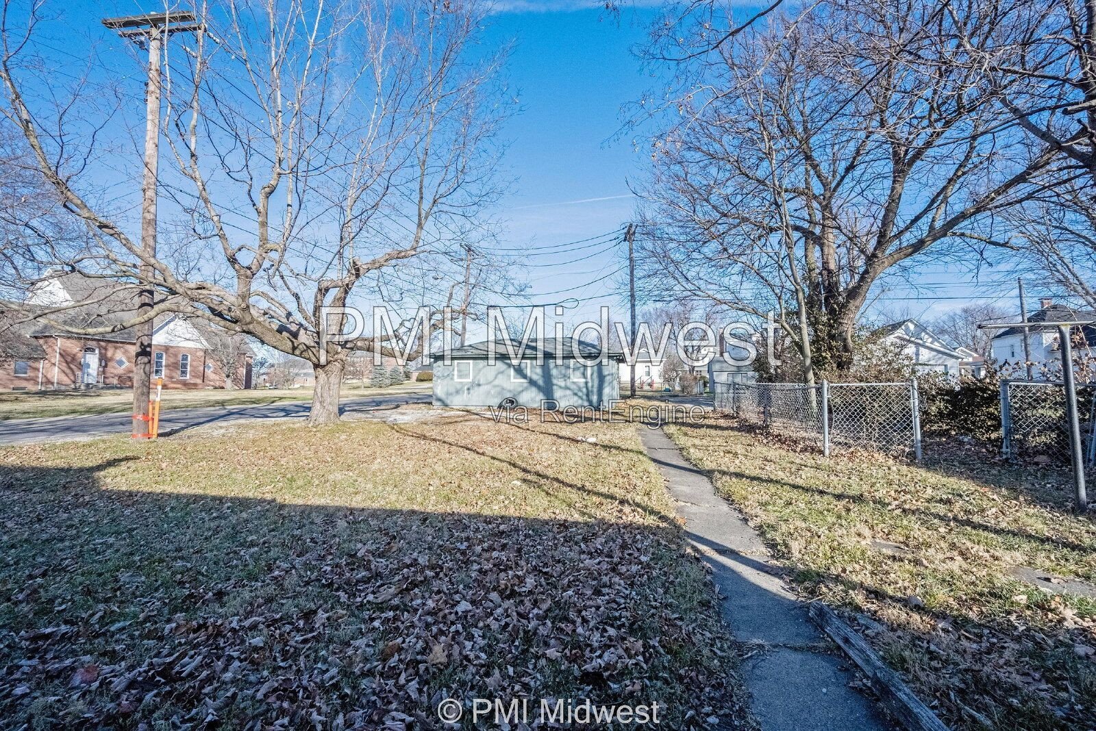 Charming 1-Bedroom Duplex with Modern Amenities in Mooresville! property image