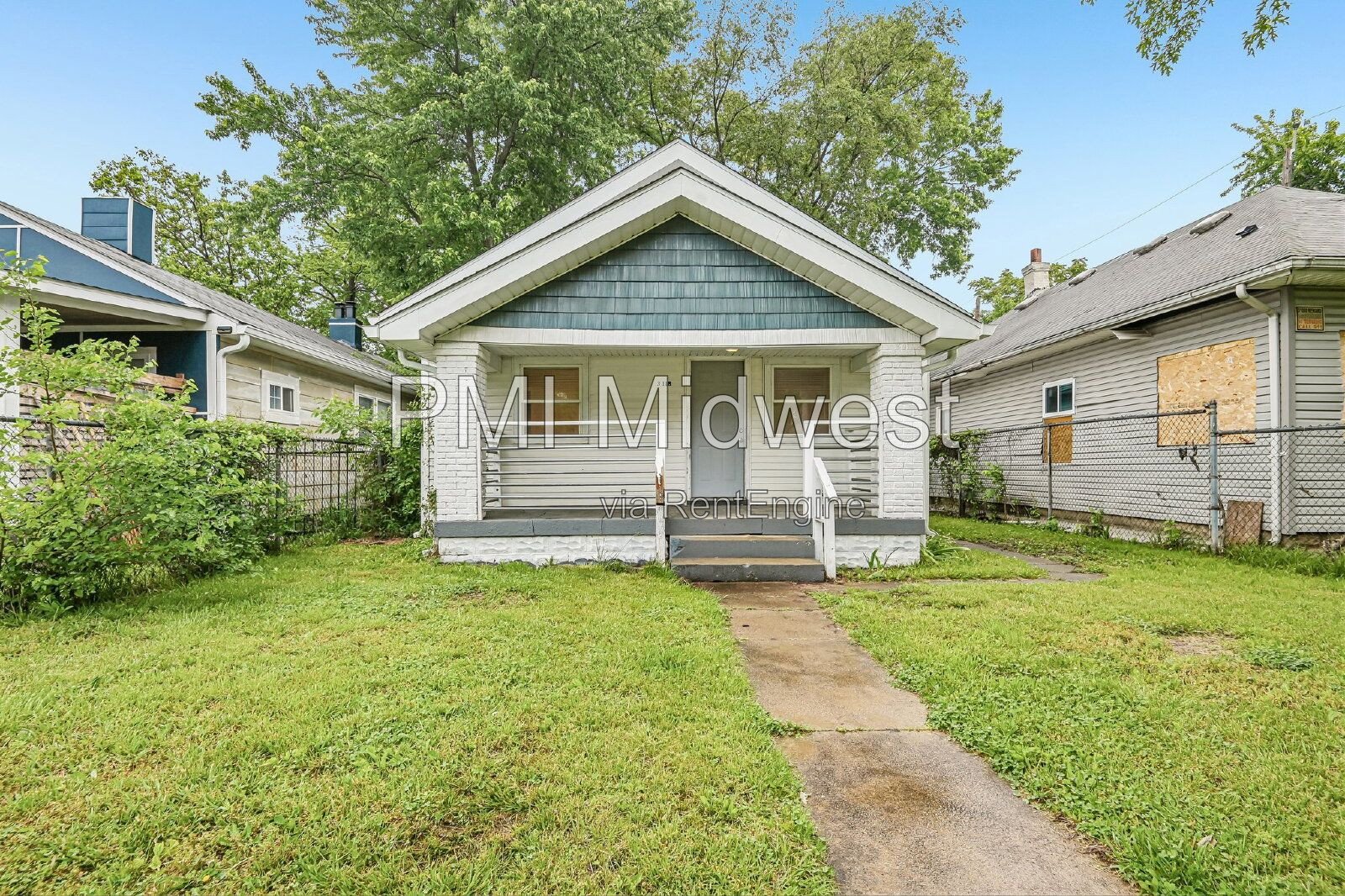 Charming 3-Bedroom Indianapolis Home with Spacious Layout and Modern Amenities! property image