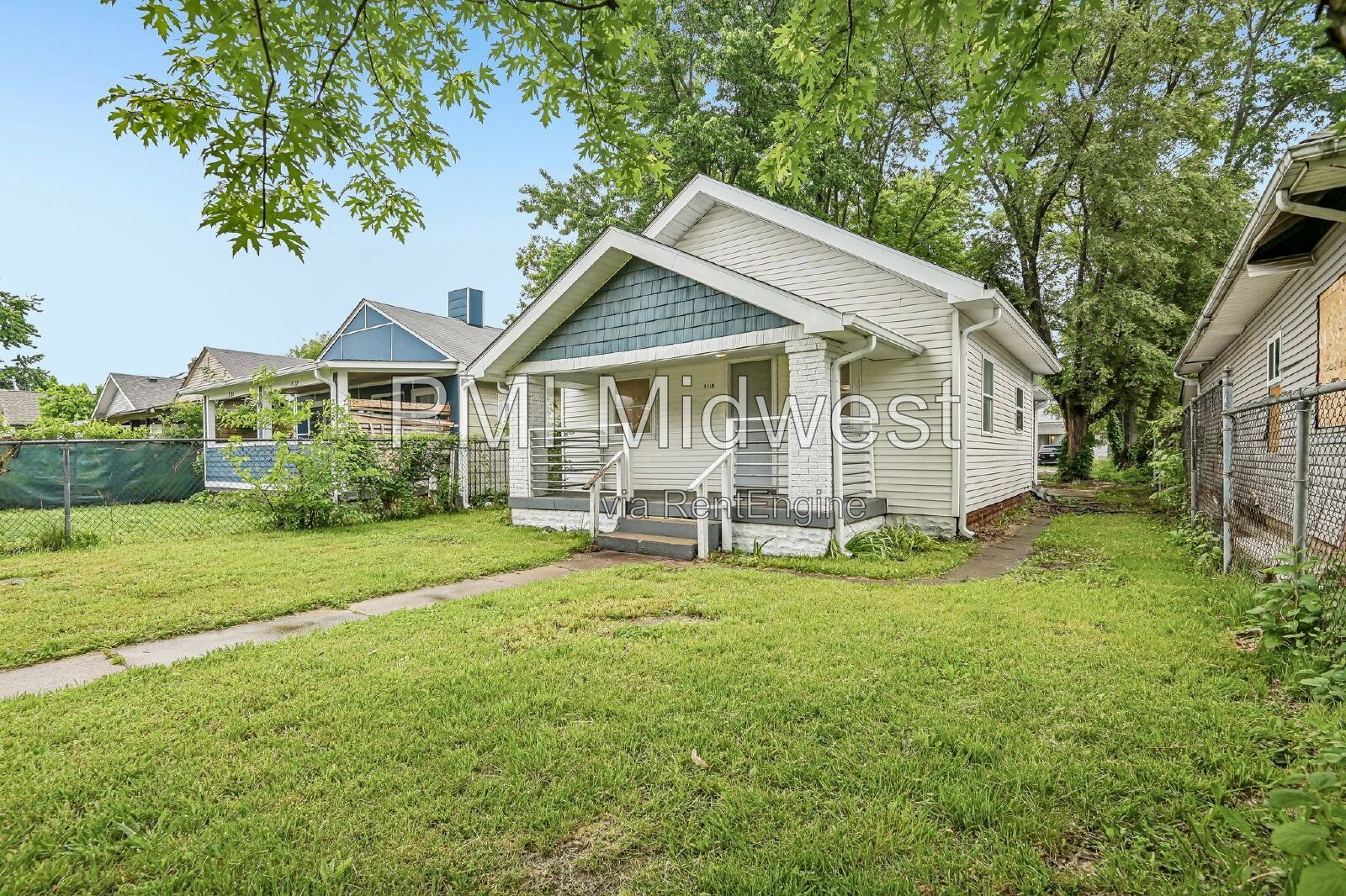 Charming 3-Bedroom Indianapolis Home with Spacious Layout and Modern Amenities! property image