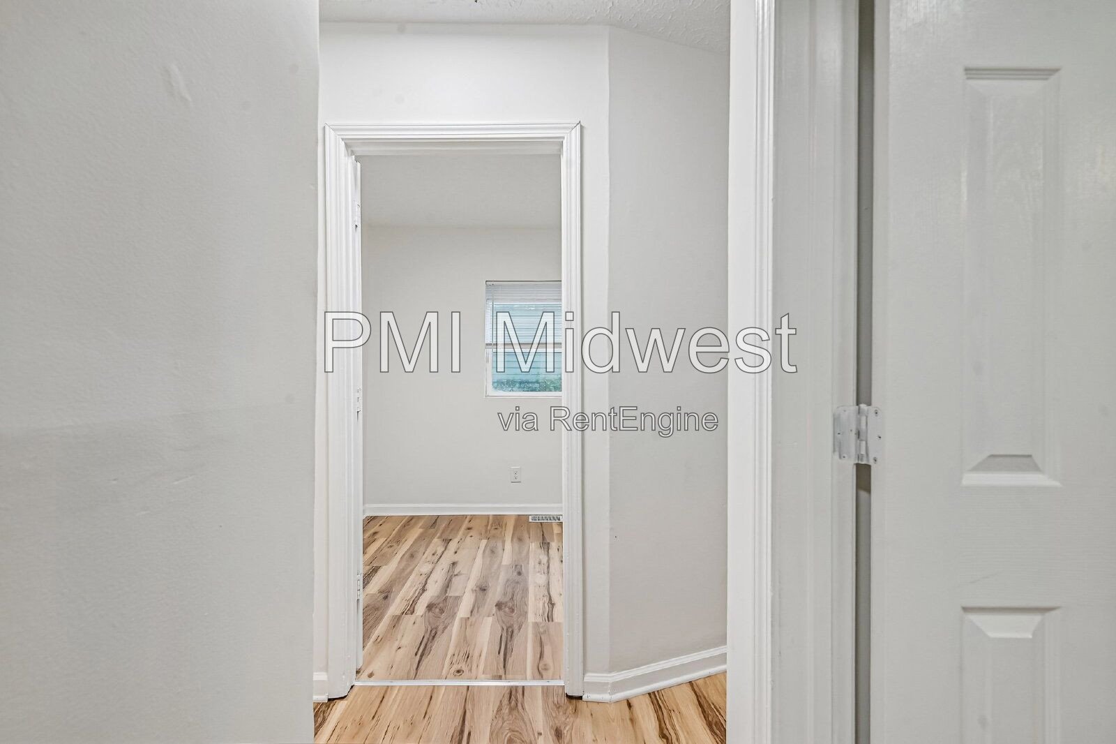 Charming 3-Bedroom Indianapolis Home with Spacious Layout and Modern Amenities! property image
