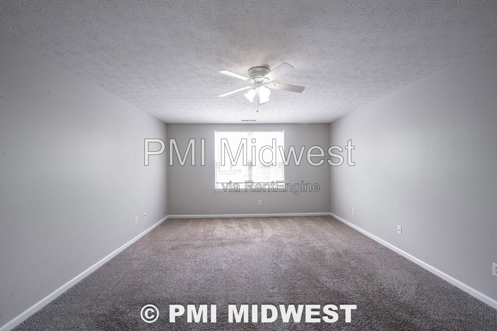 Great 3 Bedroom 2.5 Bathroom Home on the upper east side of Indy! property image