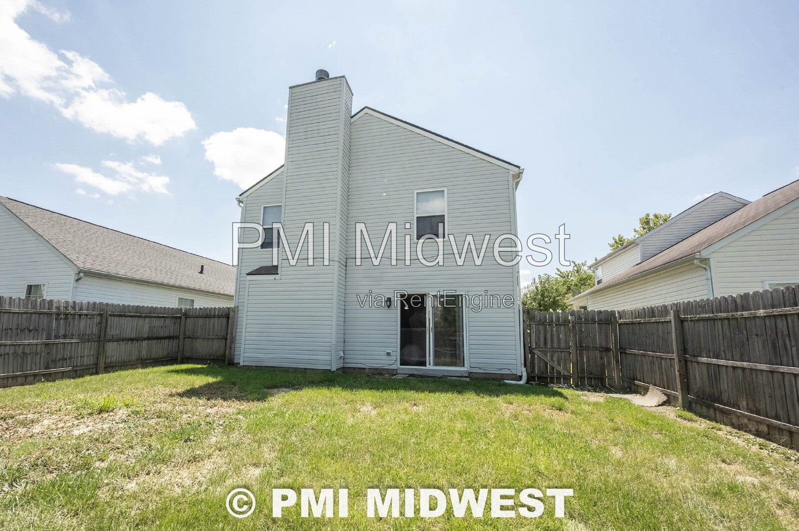 Great 3 Bedroom 2.5 Bathroom Home on the upper east side of Indy! property image