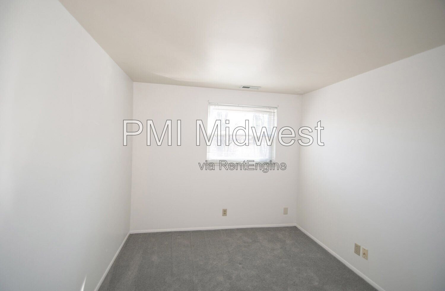 Easy Living on the Southeast Side property image