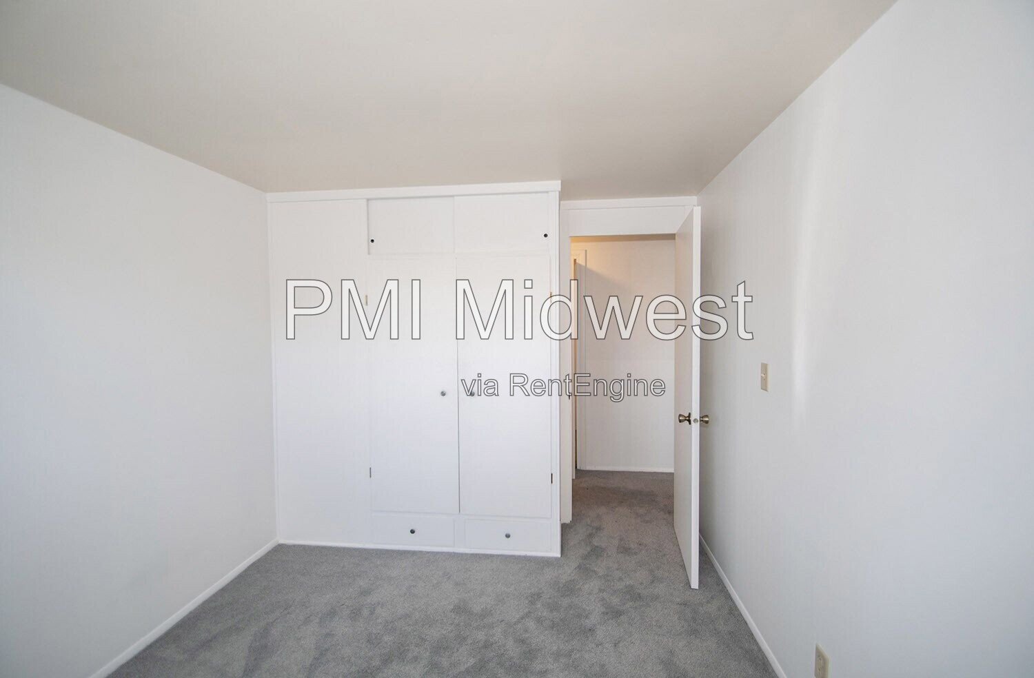 Easy Living on the Southeast Side property image