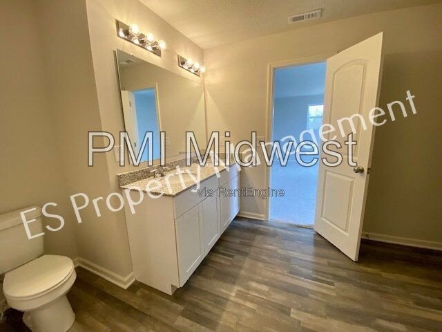 Gorgeous 5 Bedroom 3 Bathroom New Build in Muncie! property image