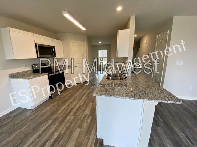 Gorgeous 5 Bedroom 3 Bathroom New Build in Muncie! property image