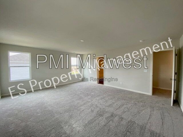 Gorgeous 5 Bedroom 3 Bathroom New Build in Muncie! property image