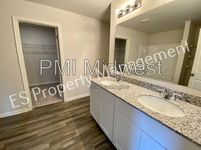 Gorgeous 5 Bedroom 3 Bathroom New Build in Muncie! property image