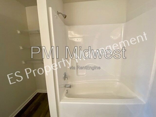 Gorgeous 5 Bedroom 3 Bathroom New Build in Muncie! property image