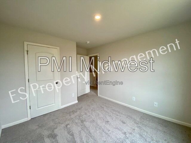 Gorgeous 5 Bedroom 3 Bathroom New Build in Muncie! property image