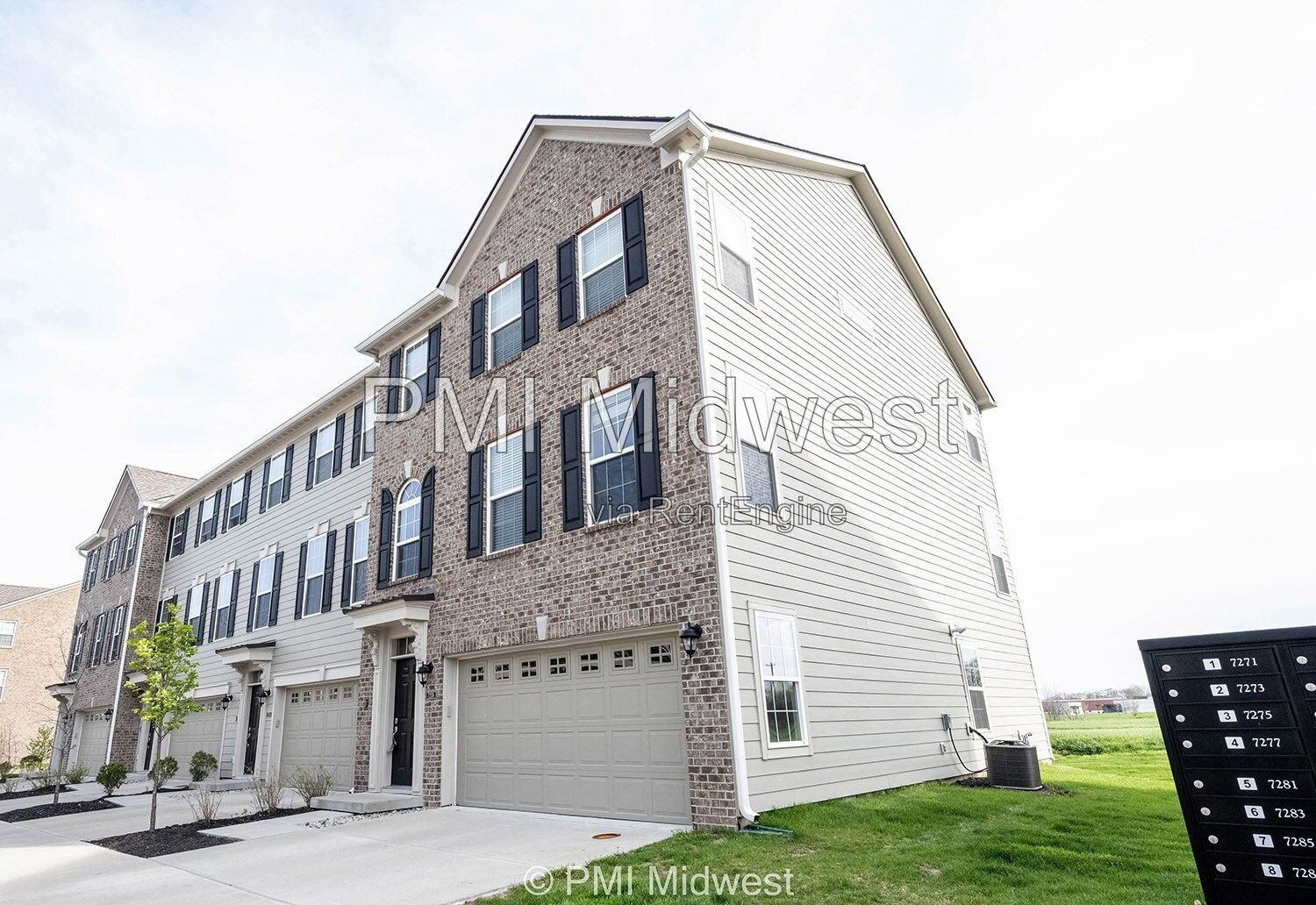 Spacious 3-Bed, 3.5 Bath Condo Gem in Prime Carmel Location!!! property image