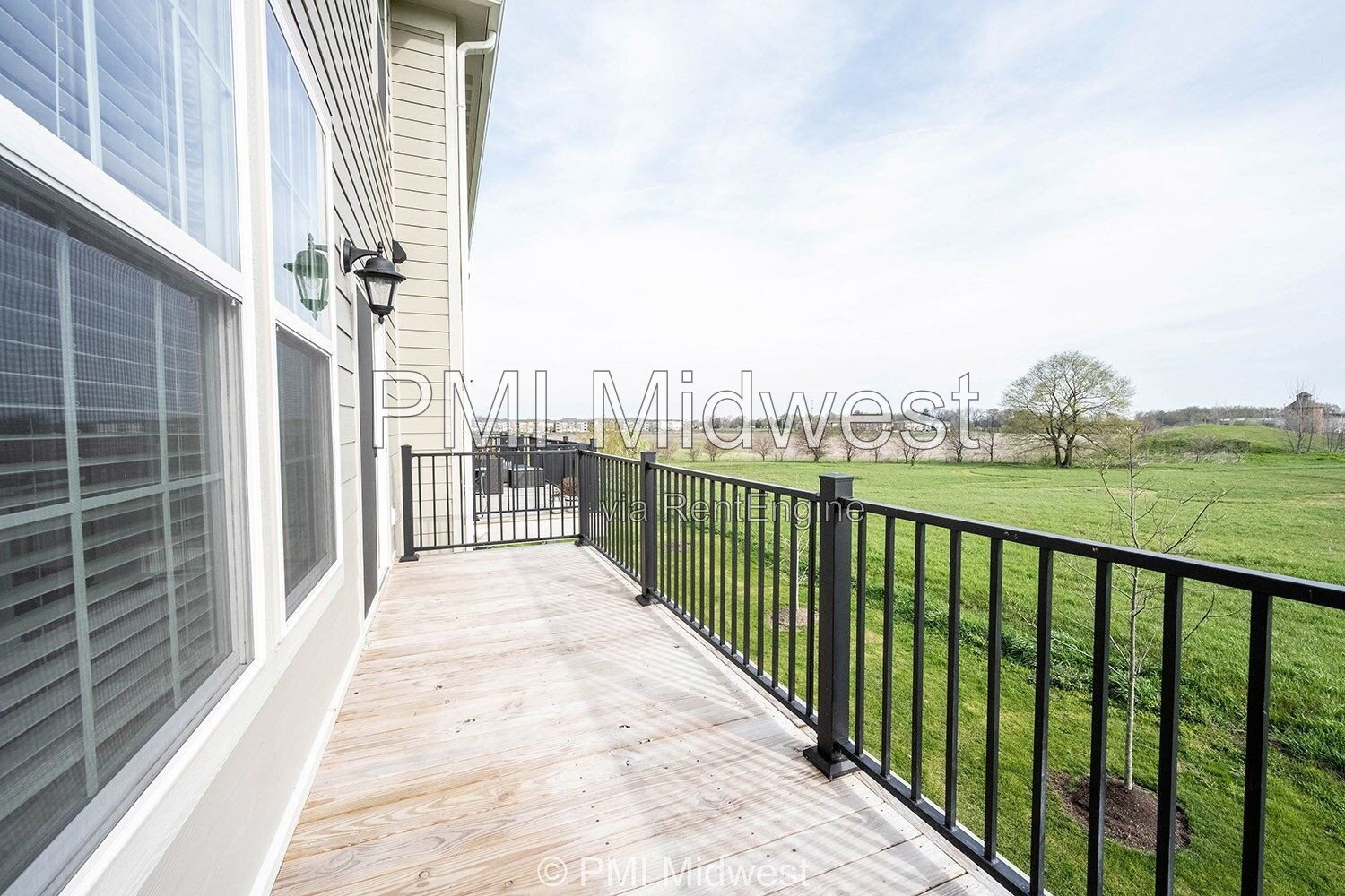 Spacious 3-Bed, 3.5 Bath Condo Gem in Prime Carmel Location!!! property image
