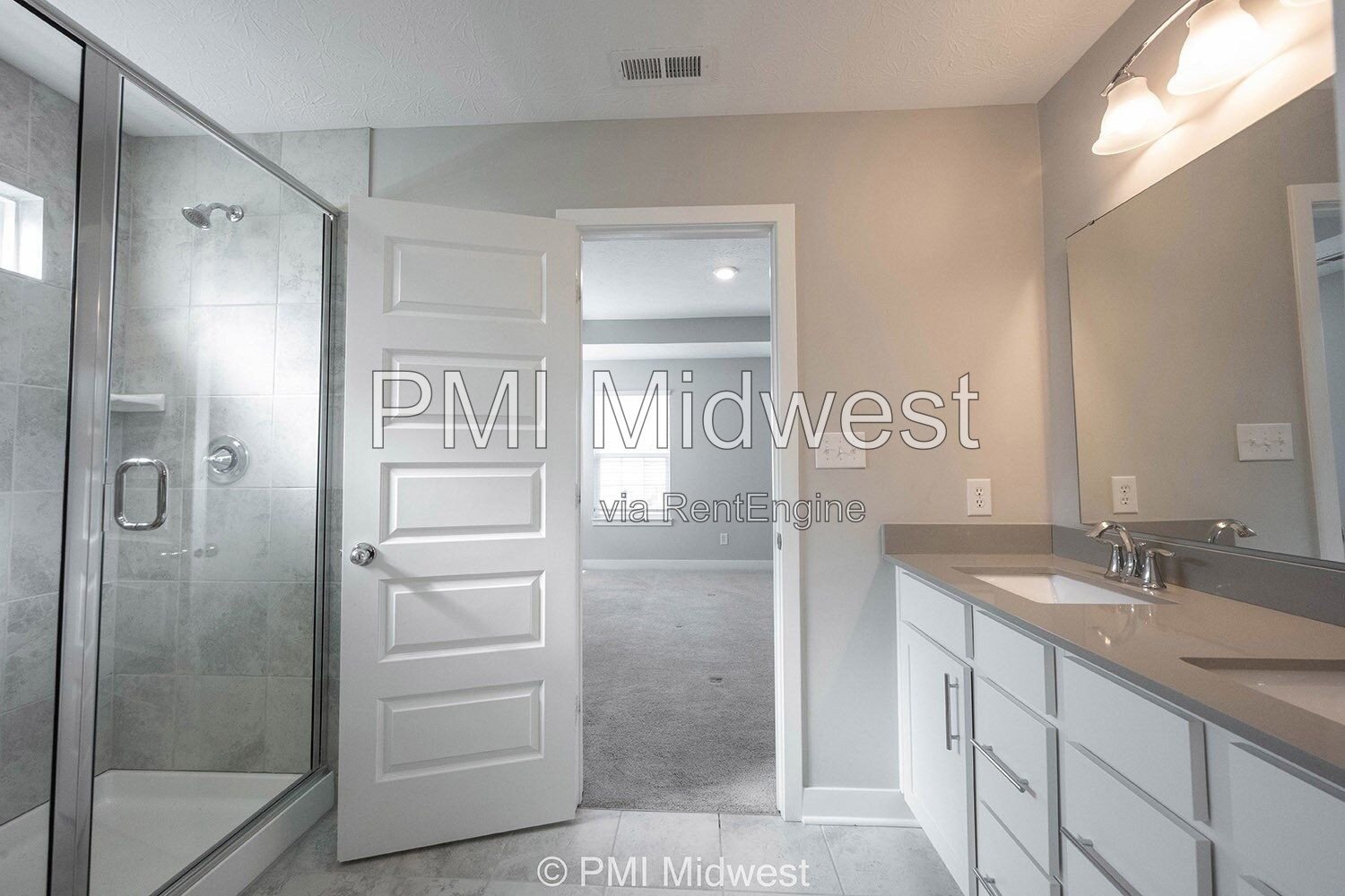 Spacious 3-Bed, 3.5 Bath Condo Gem in Prime Carmel Location!!! property image
