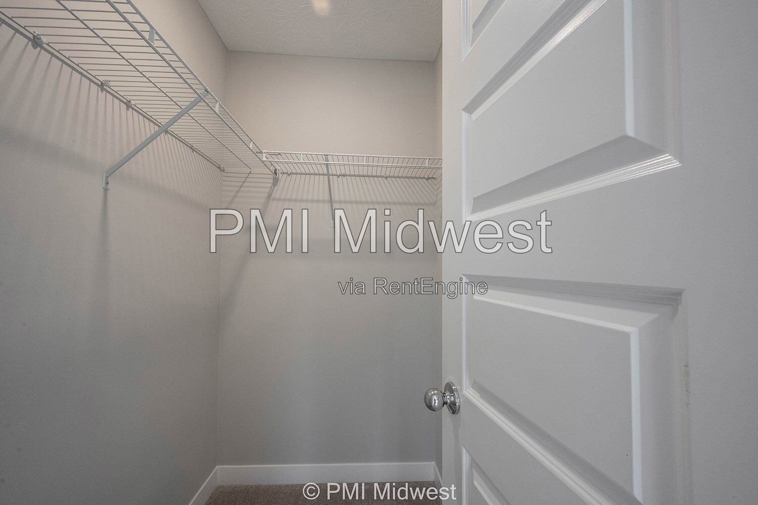 Spacious 3-Bed, 3.5 Bath Condo Gem in Prime Carmel Location!!! property image
