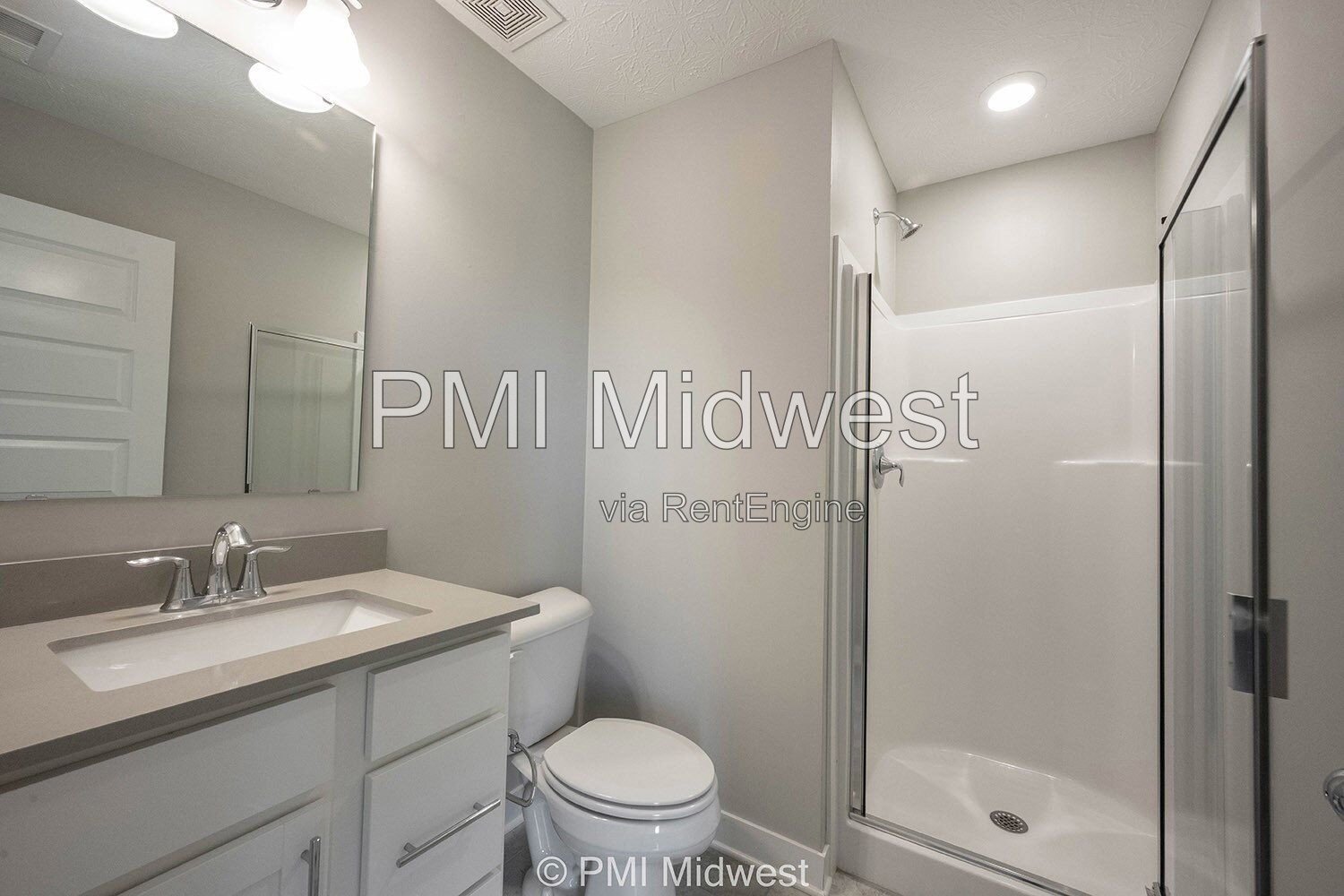 Spacious 3-Bed, 3.5 Bath Condo Gem in Prime Carmel Location!!! property image