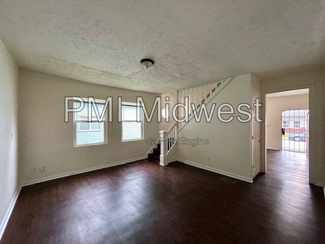 Charming 3 Bedroom 2 Bath House in Center Township! property image