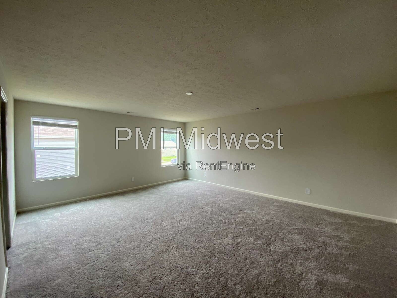 Lovely 5 Bedroom 3 Bathroom New Build in Muncie! property image