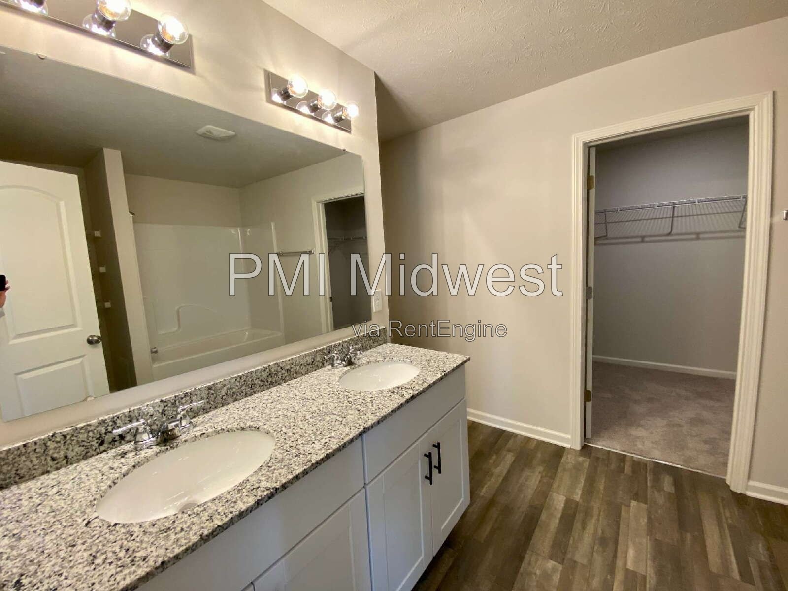 Lovely 5 Bedroom 3 Bathroom New Build in Muncie! property image