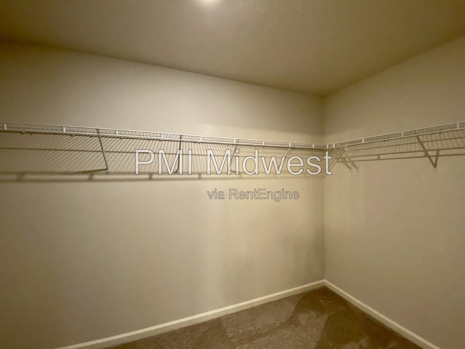 Lovely 5 Bedroom 3 Bathroom New Build in Muncie! property image
