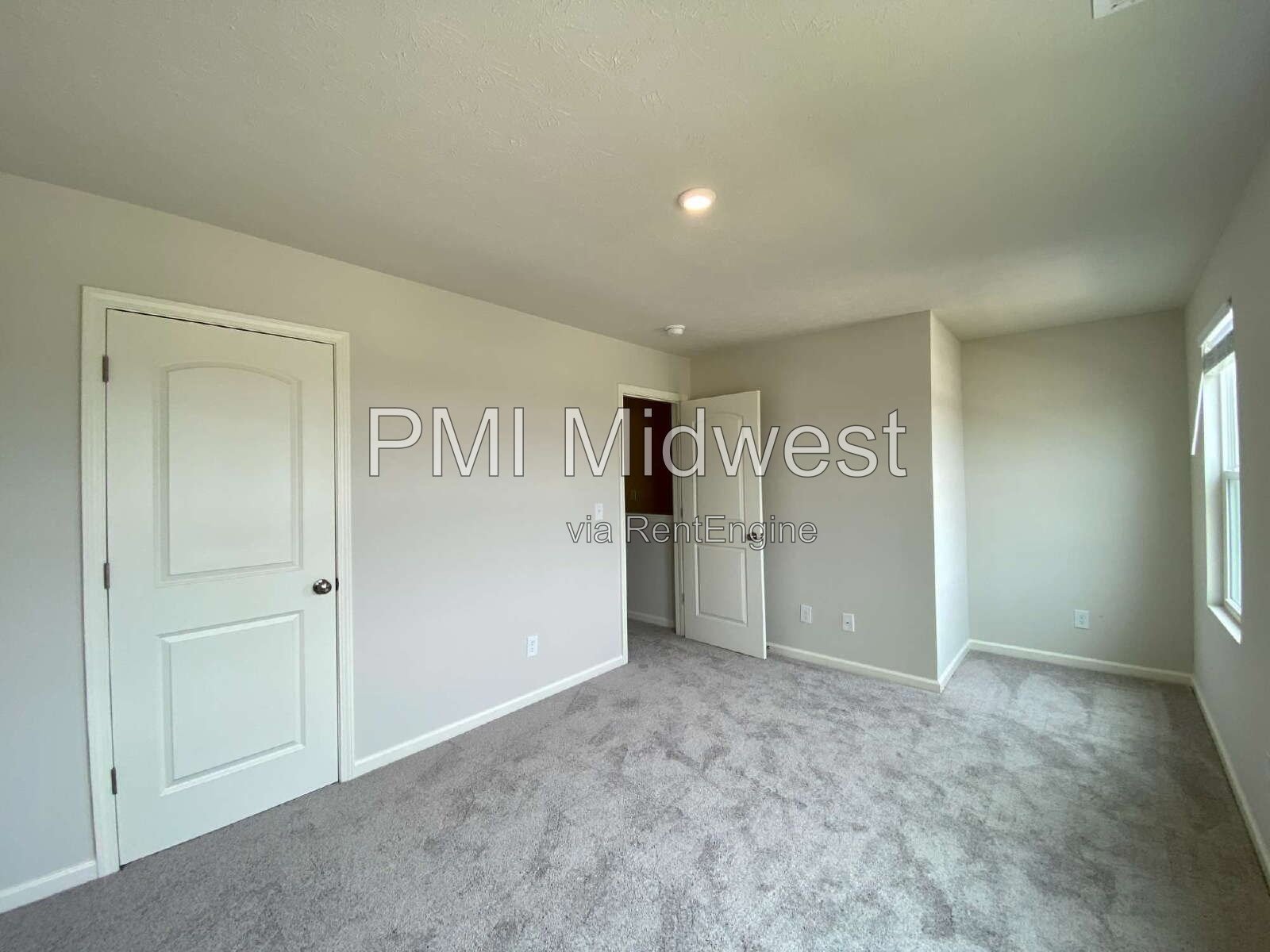 Lovely 5 Bedroom 3 Bathroom New Build in Muncie! property image