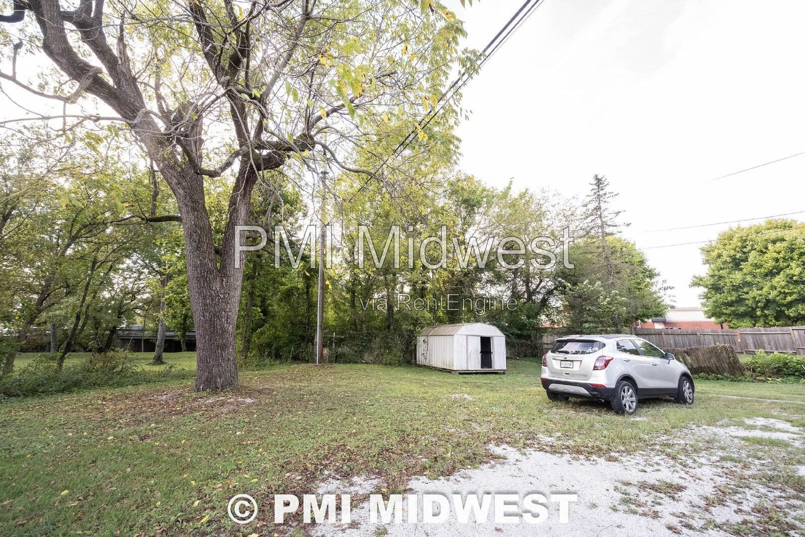 Gorgeous 3 Bedroom 1 Bathroom Victorian Apartment in Franklin Township! property image