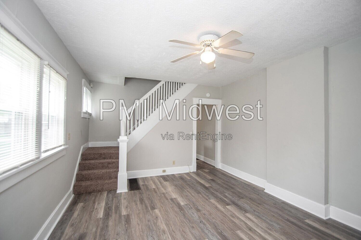 Charming 3-Bedroom Duplex Haven in the Heart of Indianapolis – Spacious 1,400 Sq Ft Layout! property image