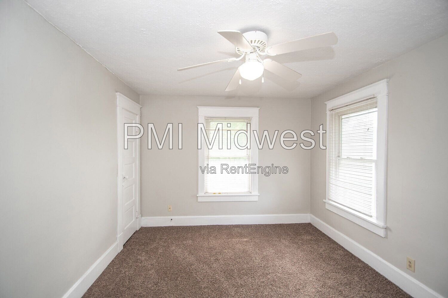 Charming 3-Bedroom Duplex Haven in the Heart of Indianapolis – Spacious 1,400 Sq Ft Layout! property image