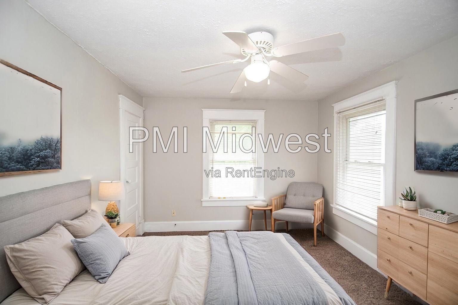 Charming 3-Bedroom Duplex Haven in the Heart of Indianapolis – Spacious 1,400 Sq Ft Layout! property image