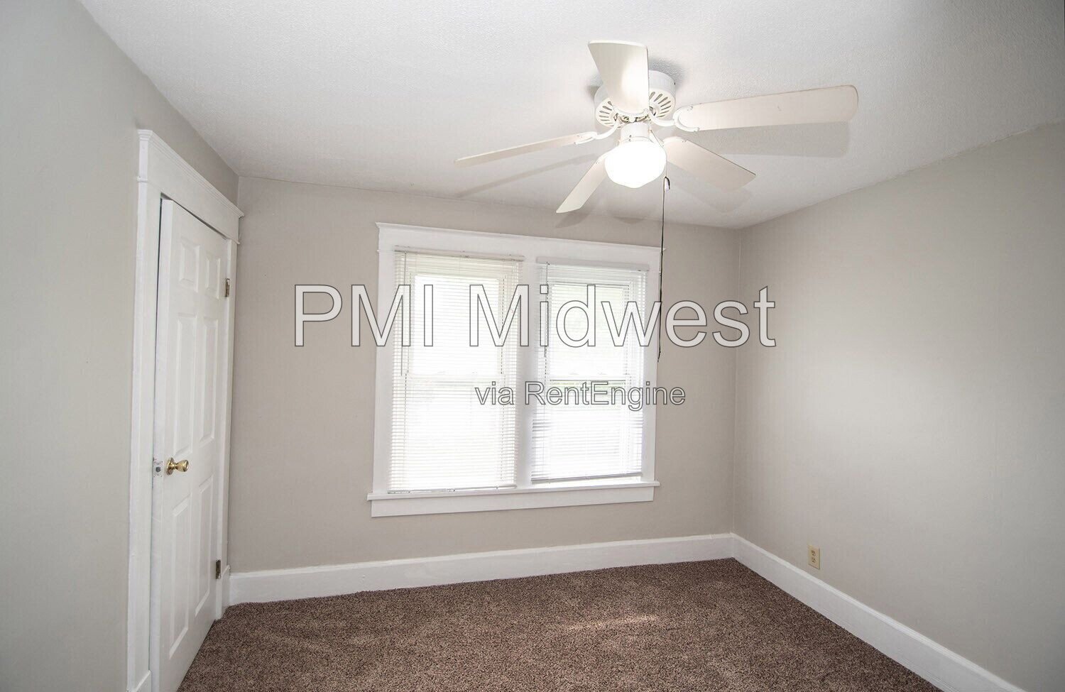 Charming 3-Bedroom Duplex Haven in the Heart of Indianapolis – Spacious 1,400 Sq Ft Layout! property image