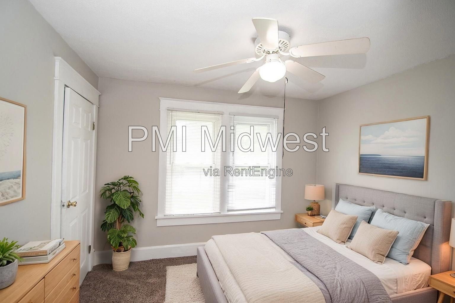 Charming 3-Bedroom Duplex Haven in the Heart of Indianapolis – Spacious 1,400 Sq Ft Layout! property image