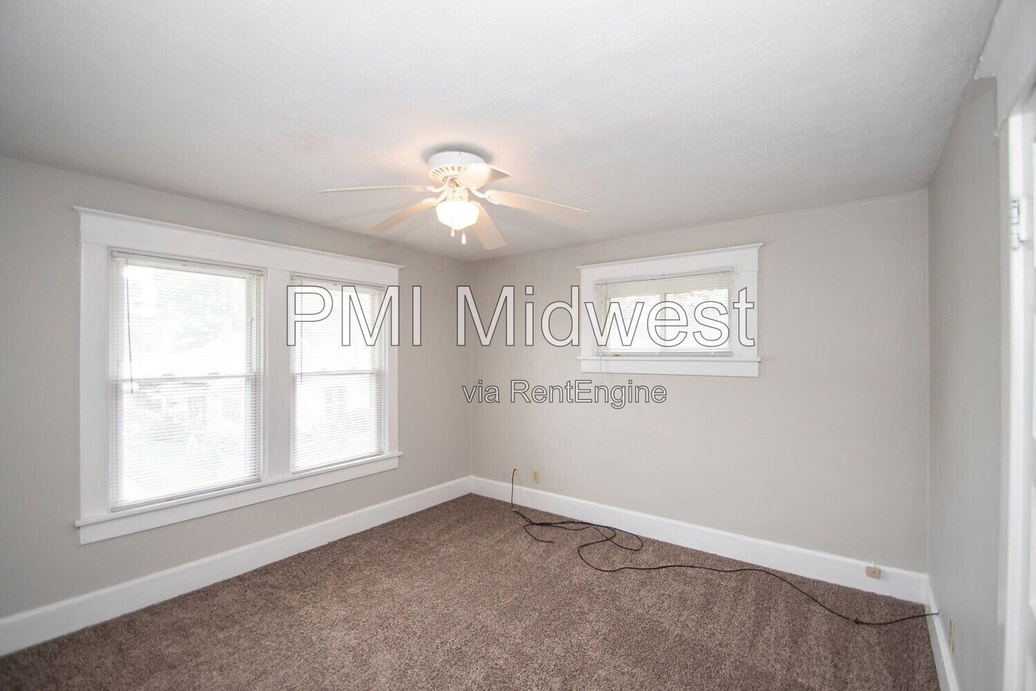 Charming 3-Bedroom Duplex Haven in the Heart of Indianapolis – Spacious 1,400 Sq Ft Layout! property image