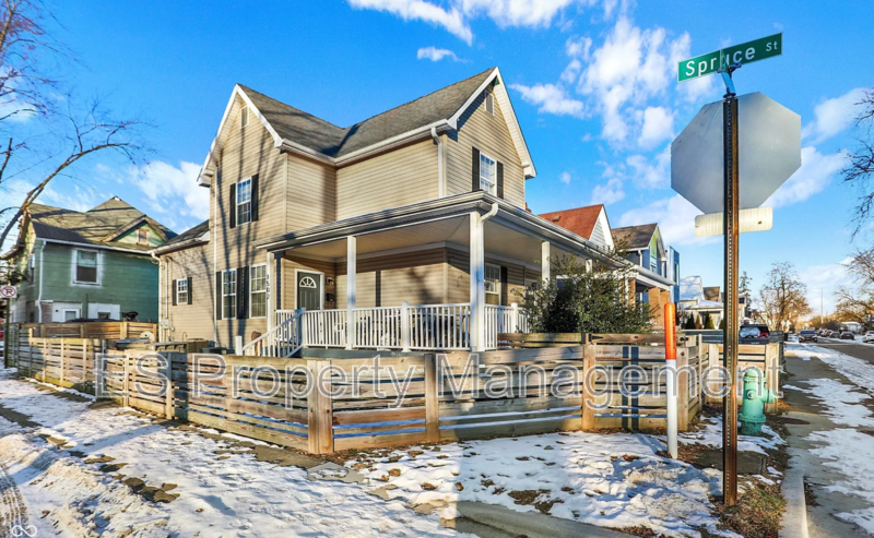 COMING SOON!! Charming 2 Bedroom 2 Bathroom Duplex in Fountain Square! property image