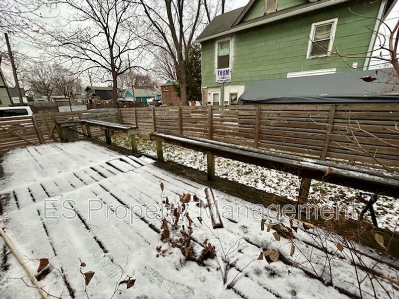 COMING SOON!! Charming 2 Bedroom 2 Bathroom Duplex in Fountain Square! property image