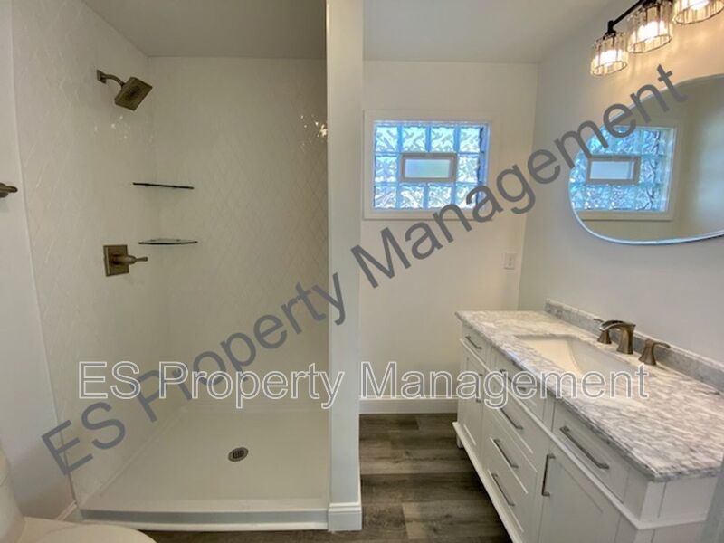 COMING SOON!! Stunning 2-Bedroom, 2-Full Bathroom Home Near Downtown Indianapolis!! property image