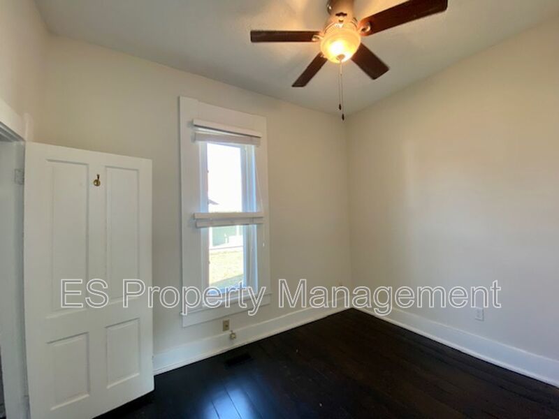 COMING SOON!! Charming Fountain Square victorian cottage w/ white picket fence! property image