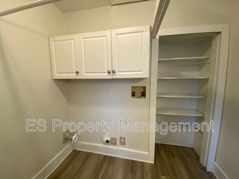 COMING SOON!! Charming Fountain Square victorian cottage w/ white picket fence! property image