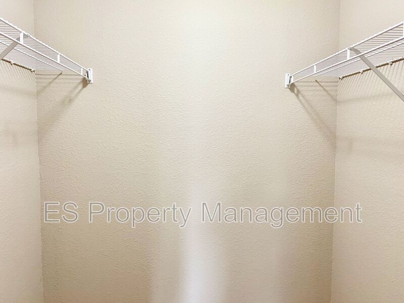 Great 3 Bedroom 2 Bathroom Ranch Style Home in Lawrence! property image